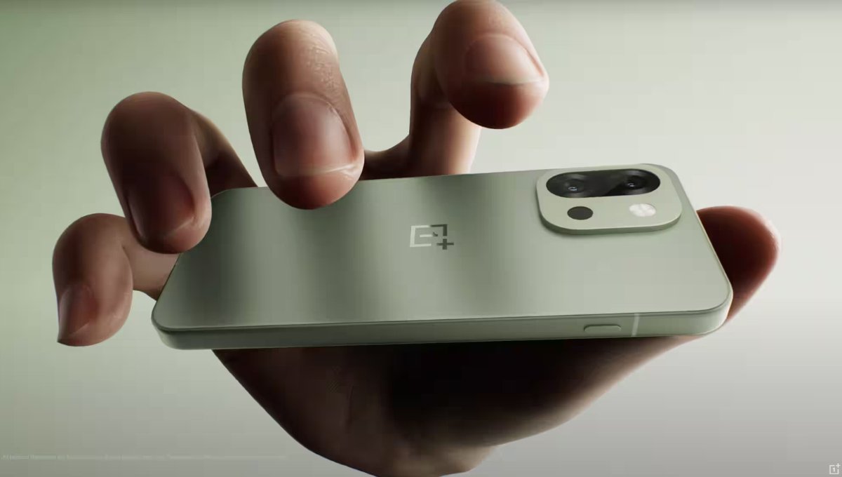 OnePlus 13s: छोटी बॉडी में बड़ा पॉवर, 50MP कैमरा और 5850mAh बैटरी के साथ फीचर्स और अनुमानित दाम देखें