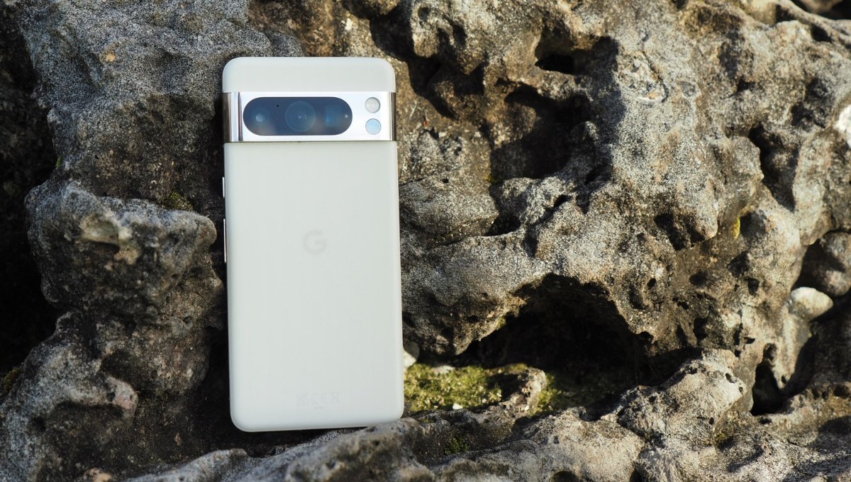 Google Pixel 8 Pro 2025: शानदार कैमरा, पावरफुल परफॉर्मेंस और प्रीमियम फीचर्स के साथ कीमत और सभी स्पेसिफिकेशंस